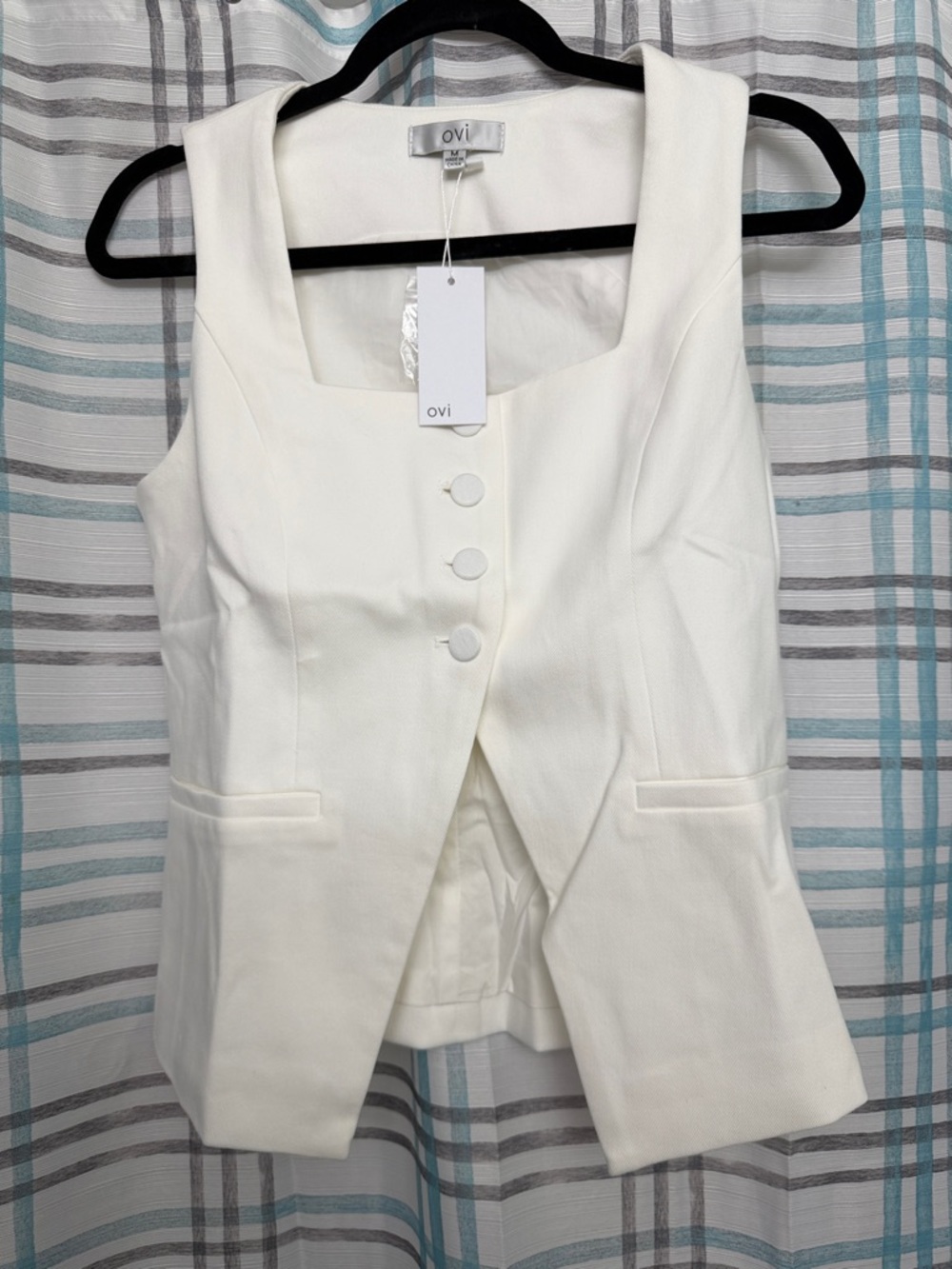 Ovi Cream Square-Neck Tailored Sleeveless Vest